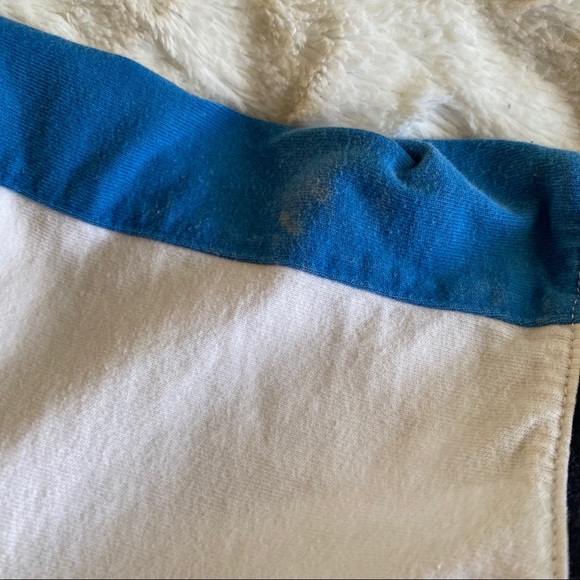 Cropped Nike Shirt - Picture 4 of 5